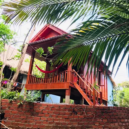 Retro Kampot Guesthouse-3